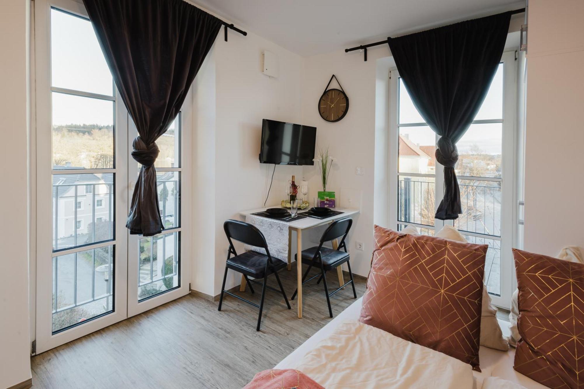Tiefenbach  24-7 Living Room Passau - Cozy - Balcony - Kitchen מראה חיצוני תמונה