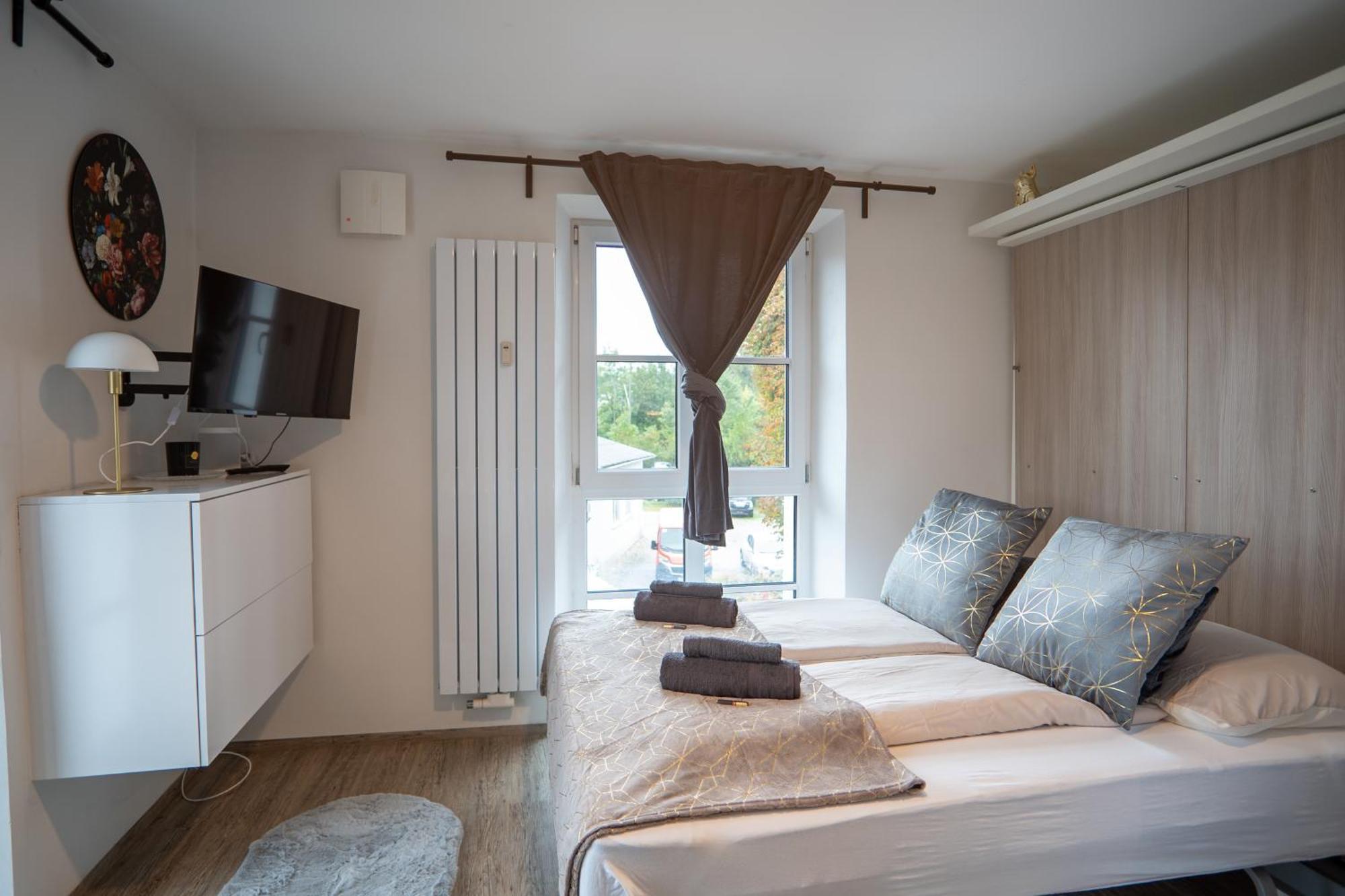 Tiefenbach  24-7 Living Room Passau - Cozy - Balcony - Kitchen מראה חיצוני תמונה